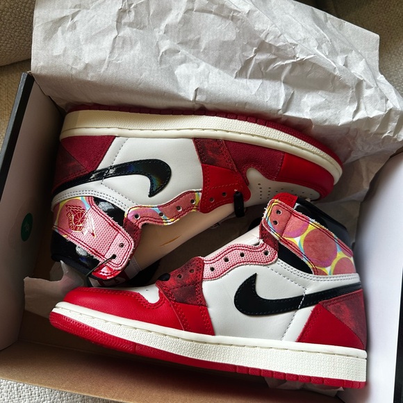 Nike Air Jordan 1 Retro High OG Spider-Man - Picture 1 of 5